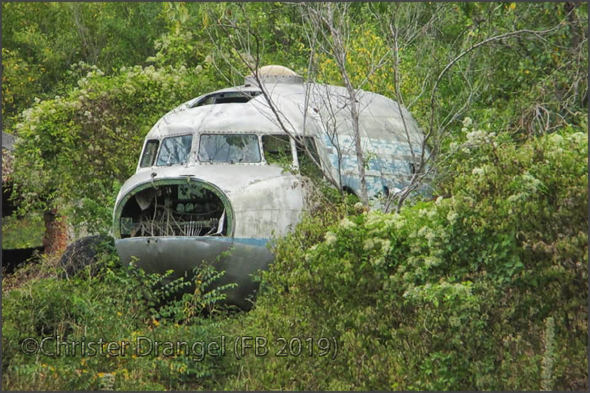 This cockpit is lying just at the roadside in Dolac, Serbia. 